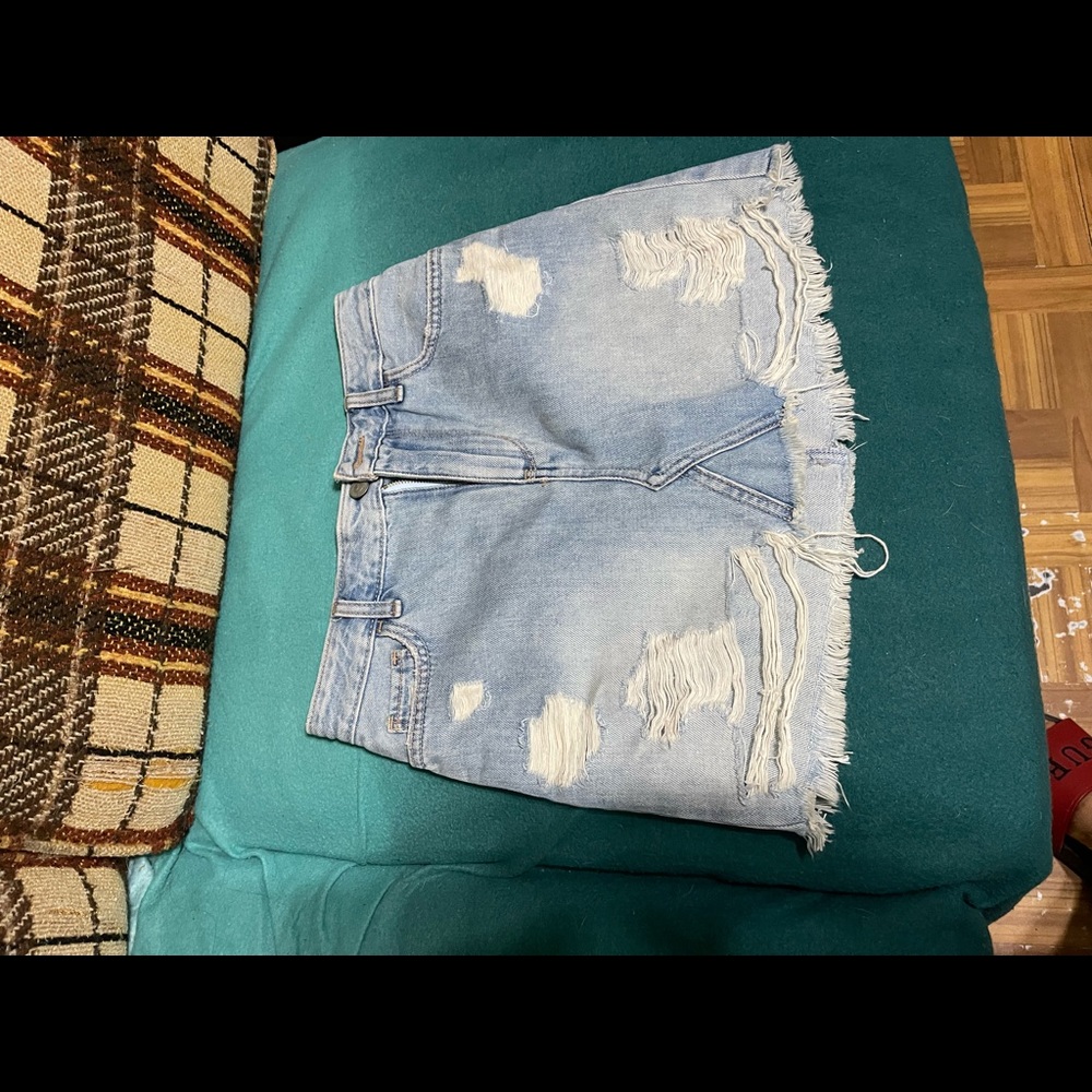 Falda de jeans color azul claro, usado como nuevo